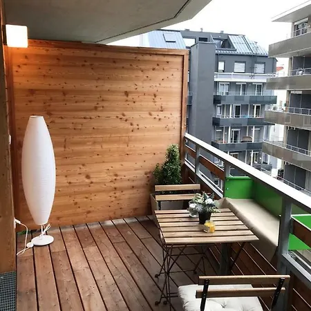 Luxury Center Apartment *
